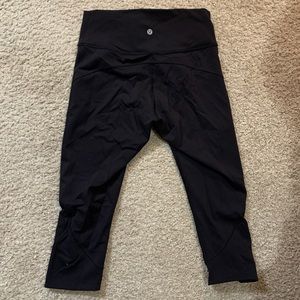 Lululemon 19” size 8 leggings black